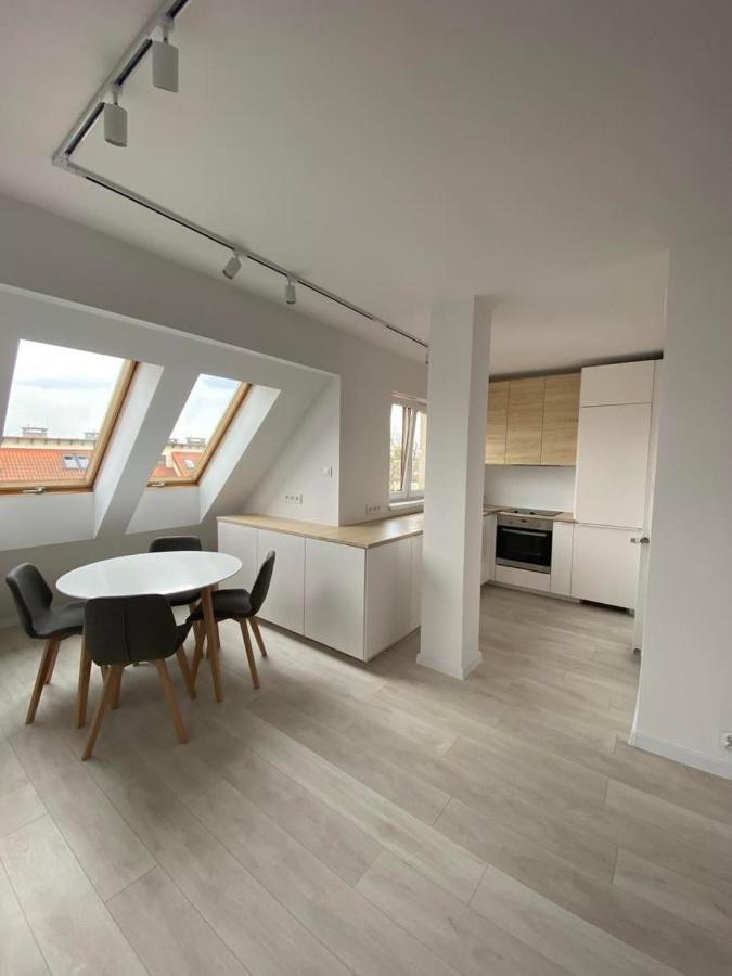 Ferienwohnung 3 Pokojowy Nowoczesny Apartament Z Widokiem Na Jeziorak Iława Exterior foto